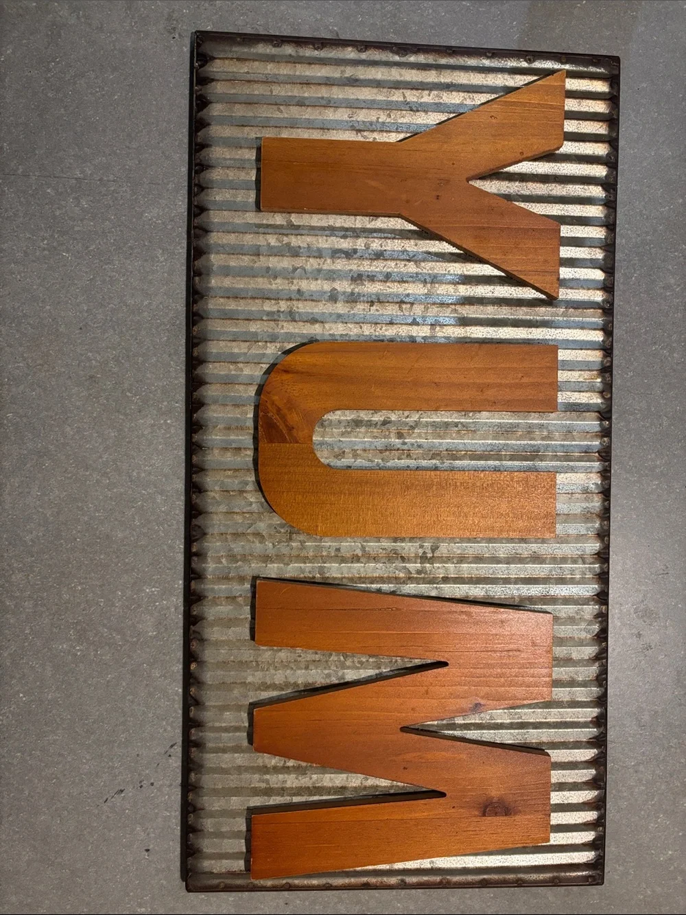 Warm Wood 'MUM' Metal Wall Sign - Rustic Home Wall Decor
